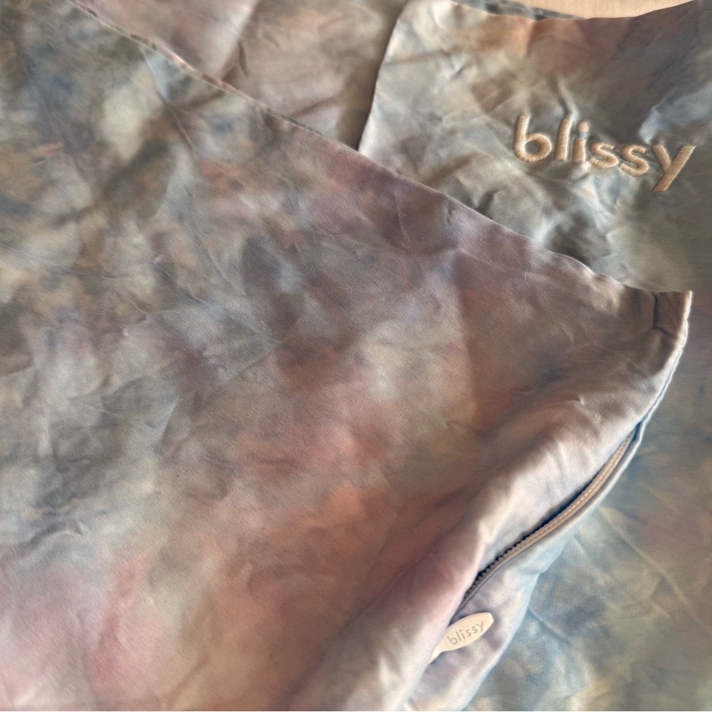 Blissy Tie-Dye Pillowcase